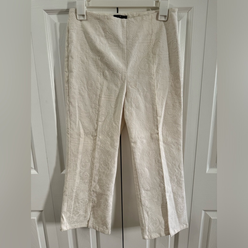 Elegant Cream Capris